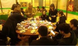 火热吃瓜团798,揭秘网红聚集地的幕后故事