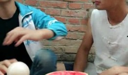 瓜哥哥带你吃瓜搞笑视频,搞笑视频盘点