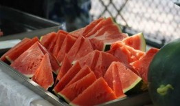 西安师范吃瓜,吃瓜群众揭秘校园热点事件