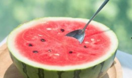 山东联考吃瓜,揭秘背后真相与反思