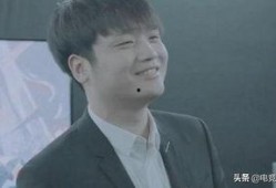 吃瓜群众组cp,吃瓜群众喜结连理，甜蜜CP诞生记